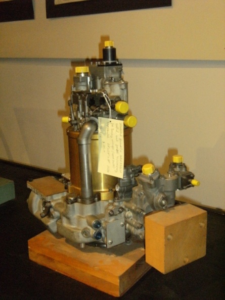 Woodward Governor Company jet engine control from the 1950_s.jpg